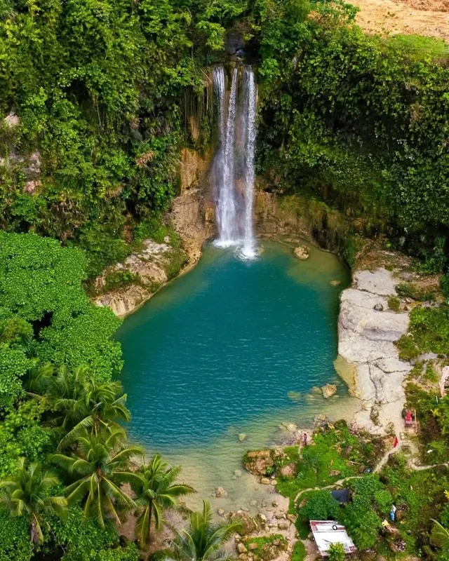 Camugao Falls in Panglao
